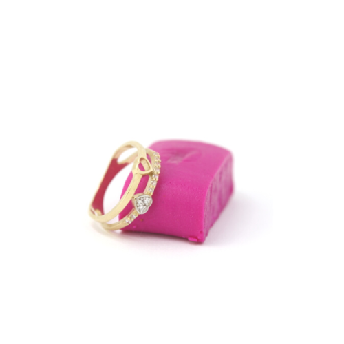 pierścionek złoty damski w kształcie obrączki 585